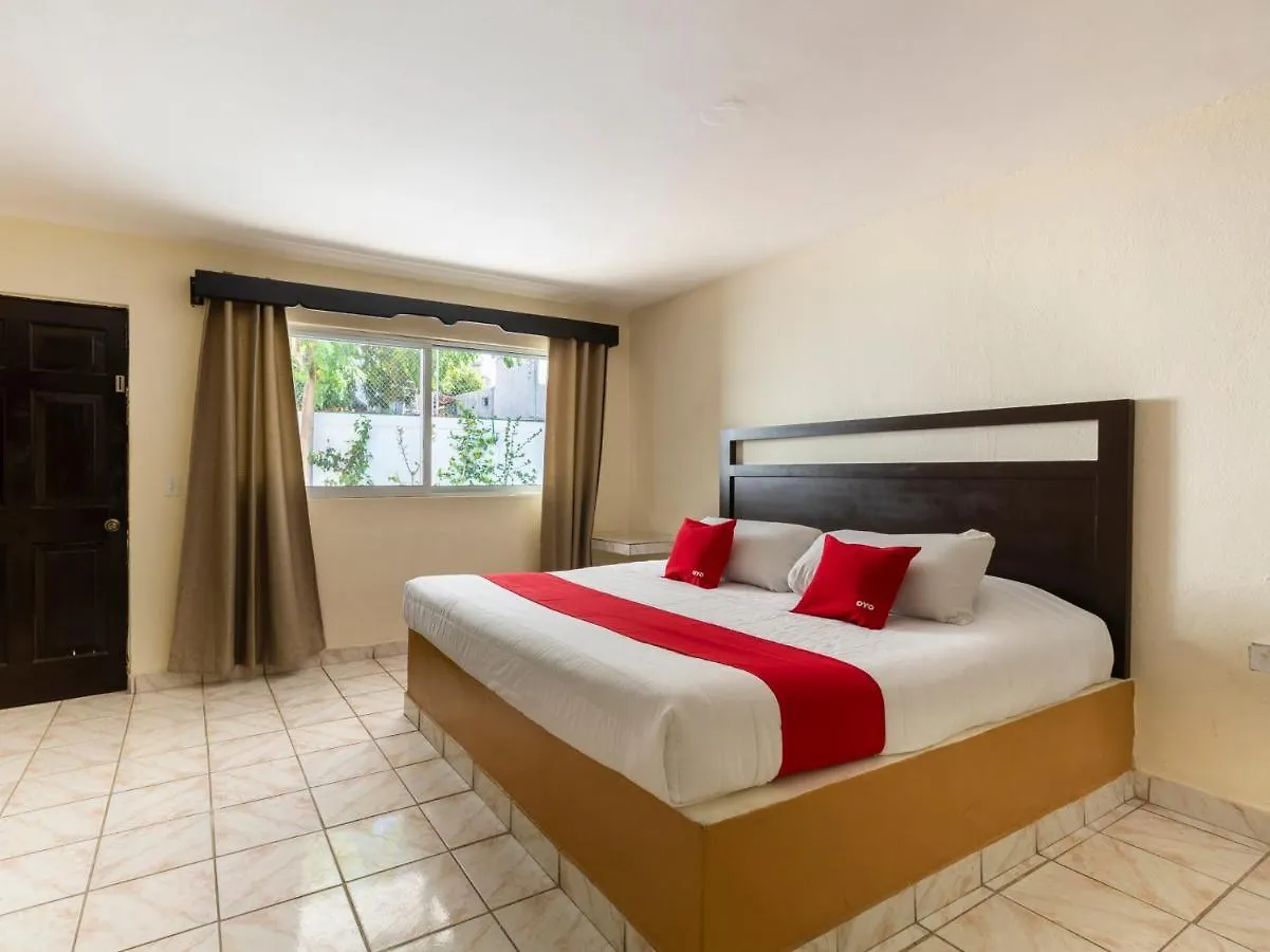 Oyo Hotel Real Dorado Cabo San Lucas 2*,
