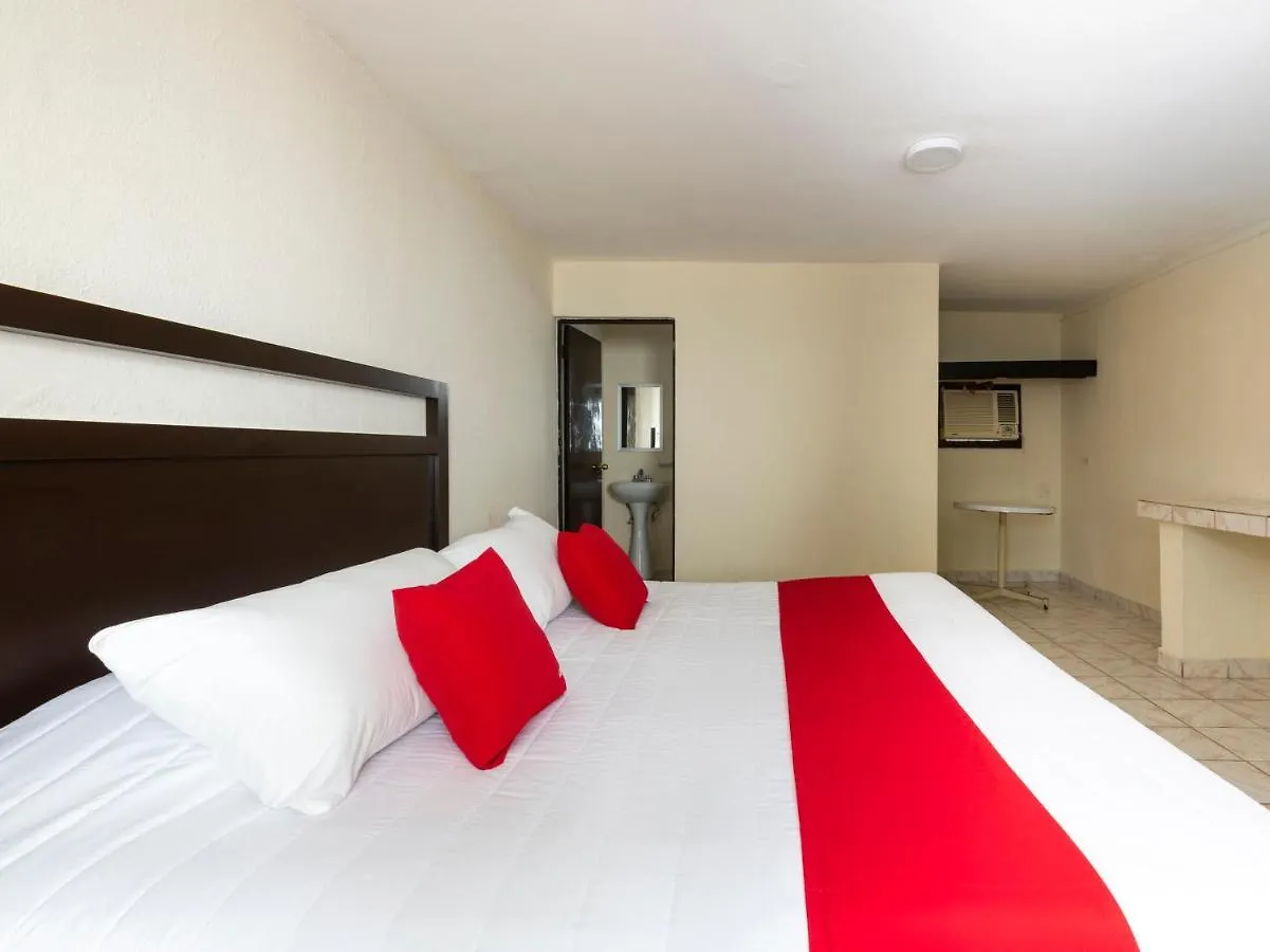 Oyo Hotel Real Dorado Cabo San Lucas